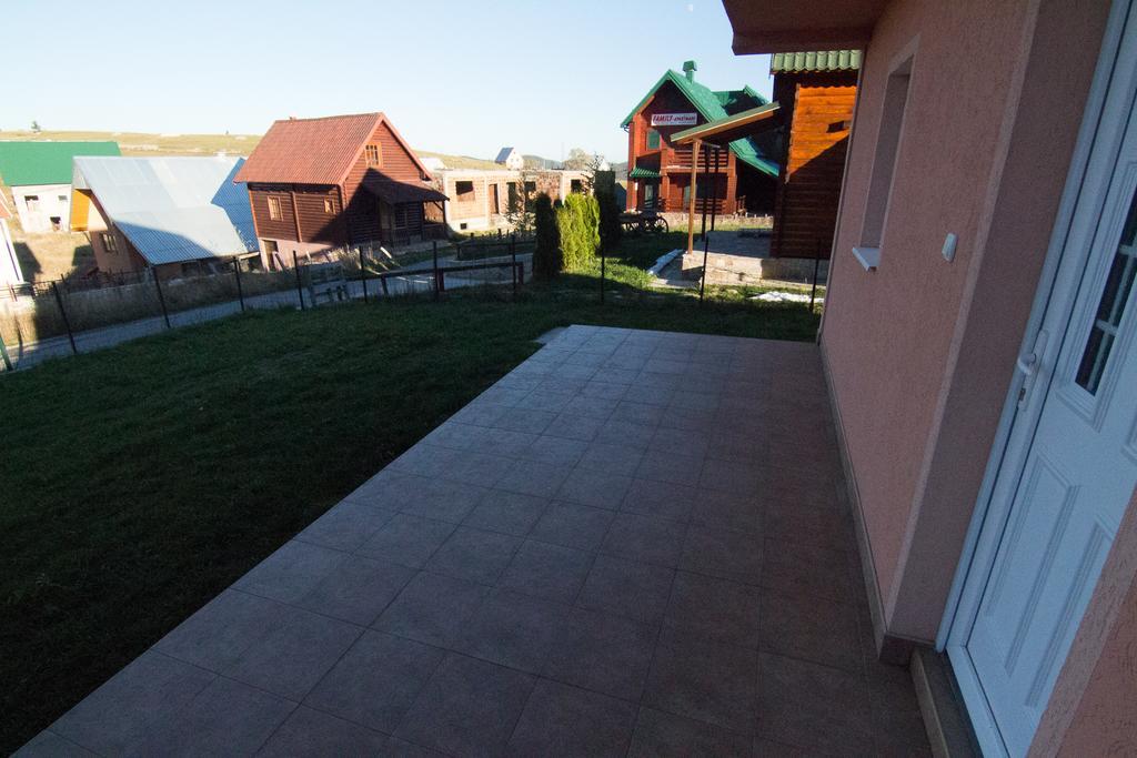 Guest House Happy Žabljak Exterior foto